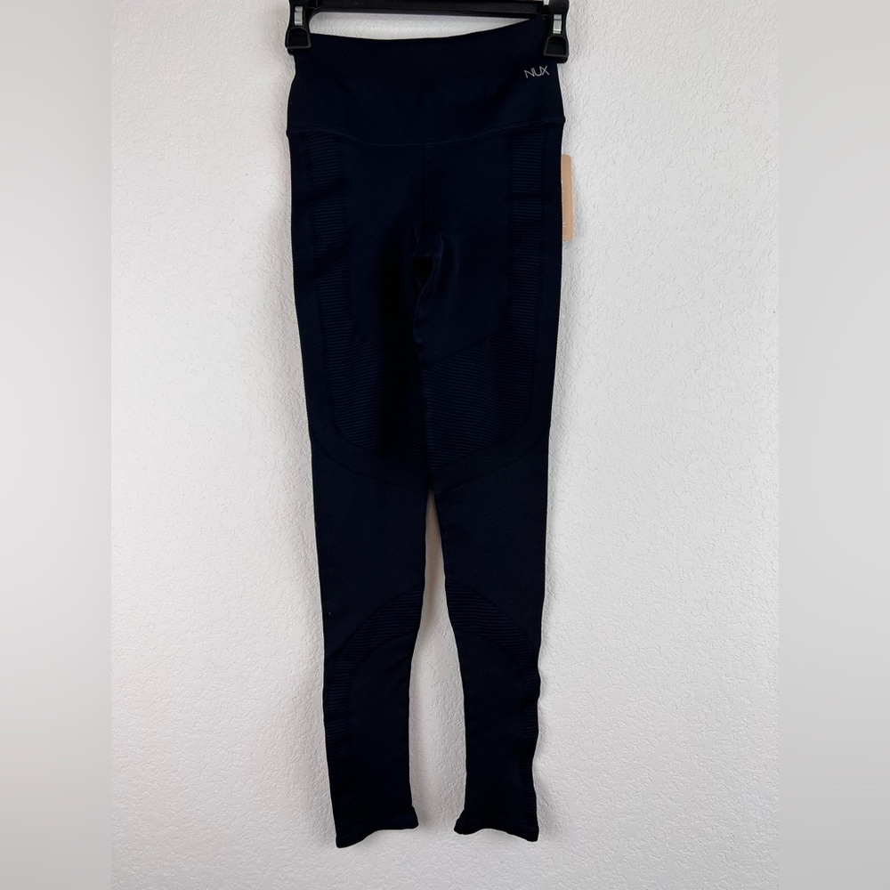 Nwt: Nux Active One By One Legging In Black Size Small